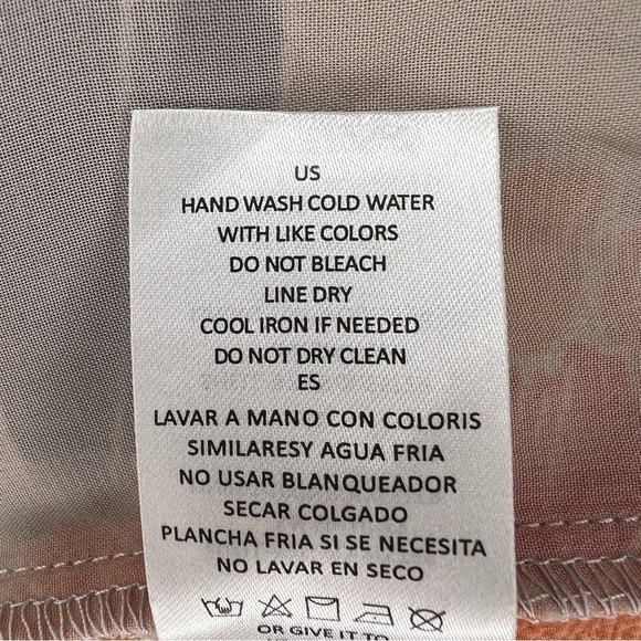 Small NEW Floral Blouse Cold Shoulder Keyhole Neckline C&E Orange Blue - Picture 10 of 11